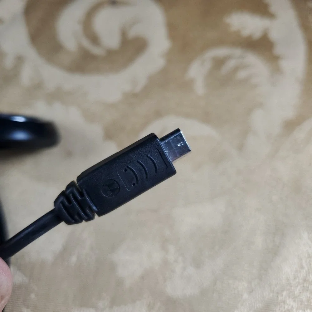 Motorola SPN5400A Car Charger Micro USB 12V Vehicle‎ Power Adapter